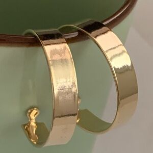 New vintage spring closure hoop earrings